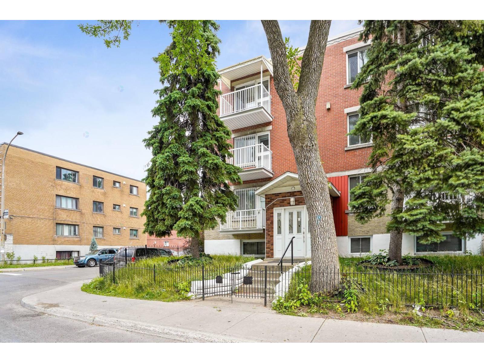 6390 Rue De Marseille, 6 Property Photo 3