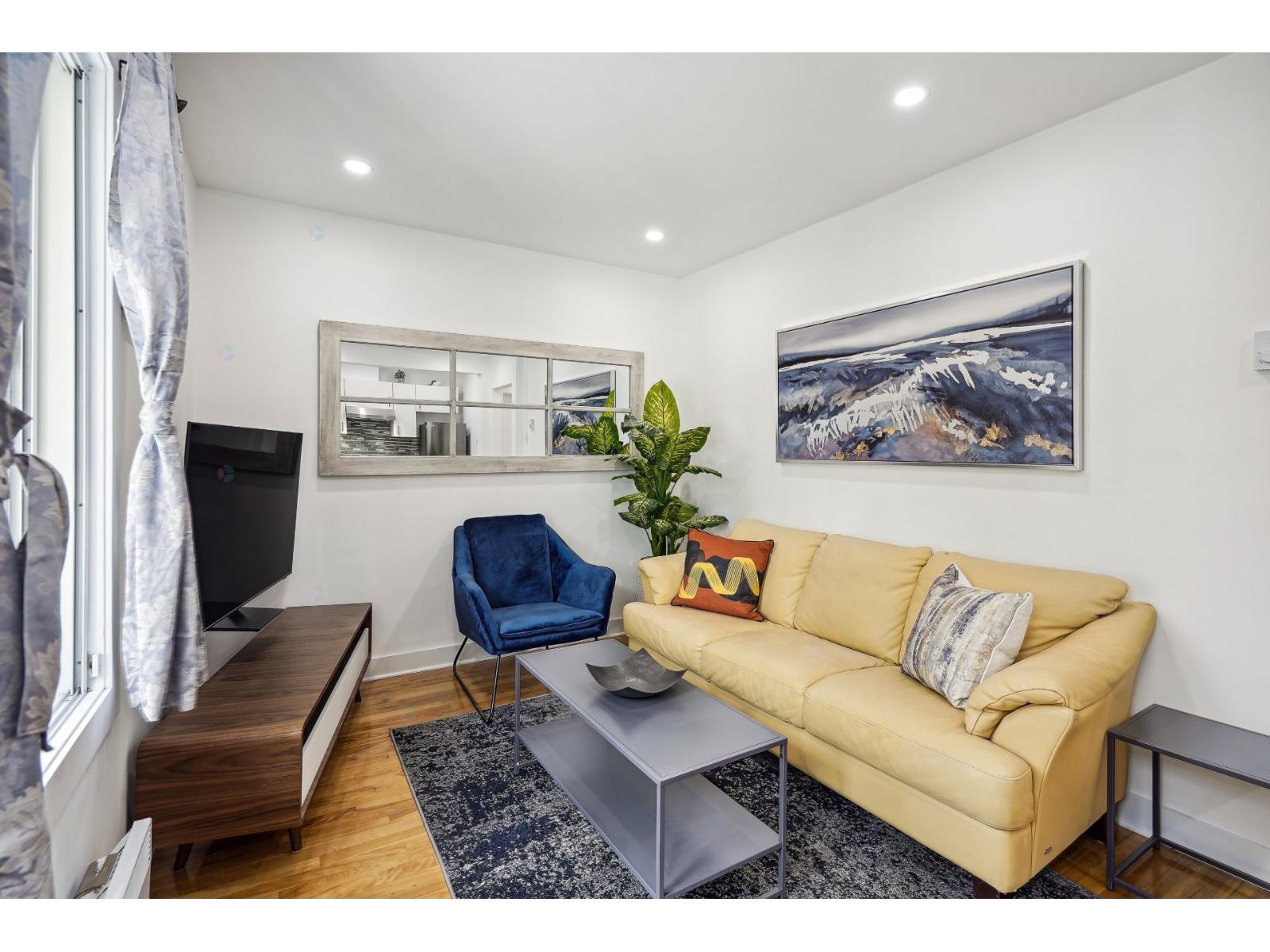 6390 Rue De Marseille, 6 Property Photo 6