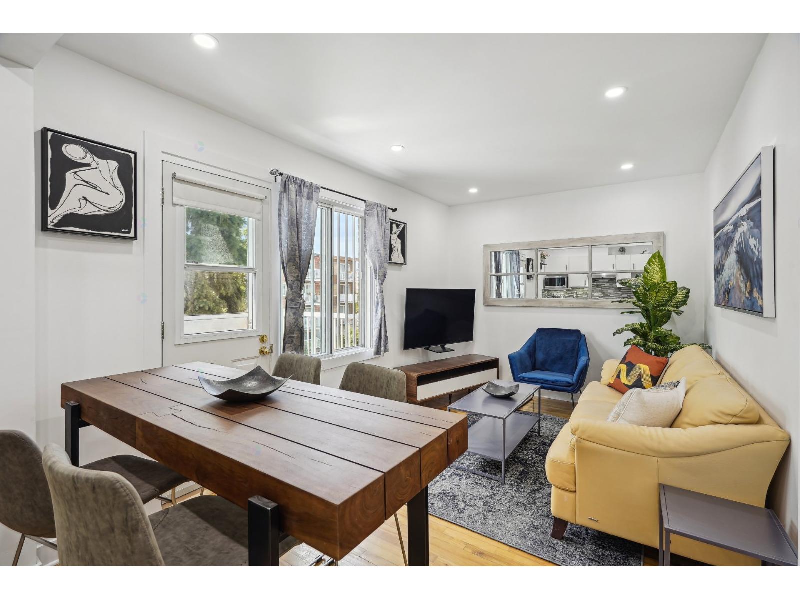 6390 Rue De Marseille, 6 Property Photo 8