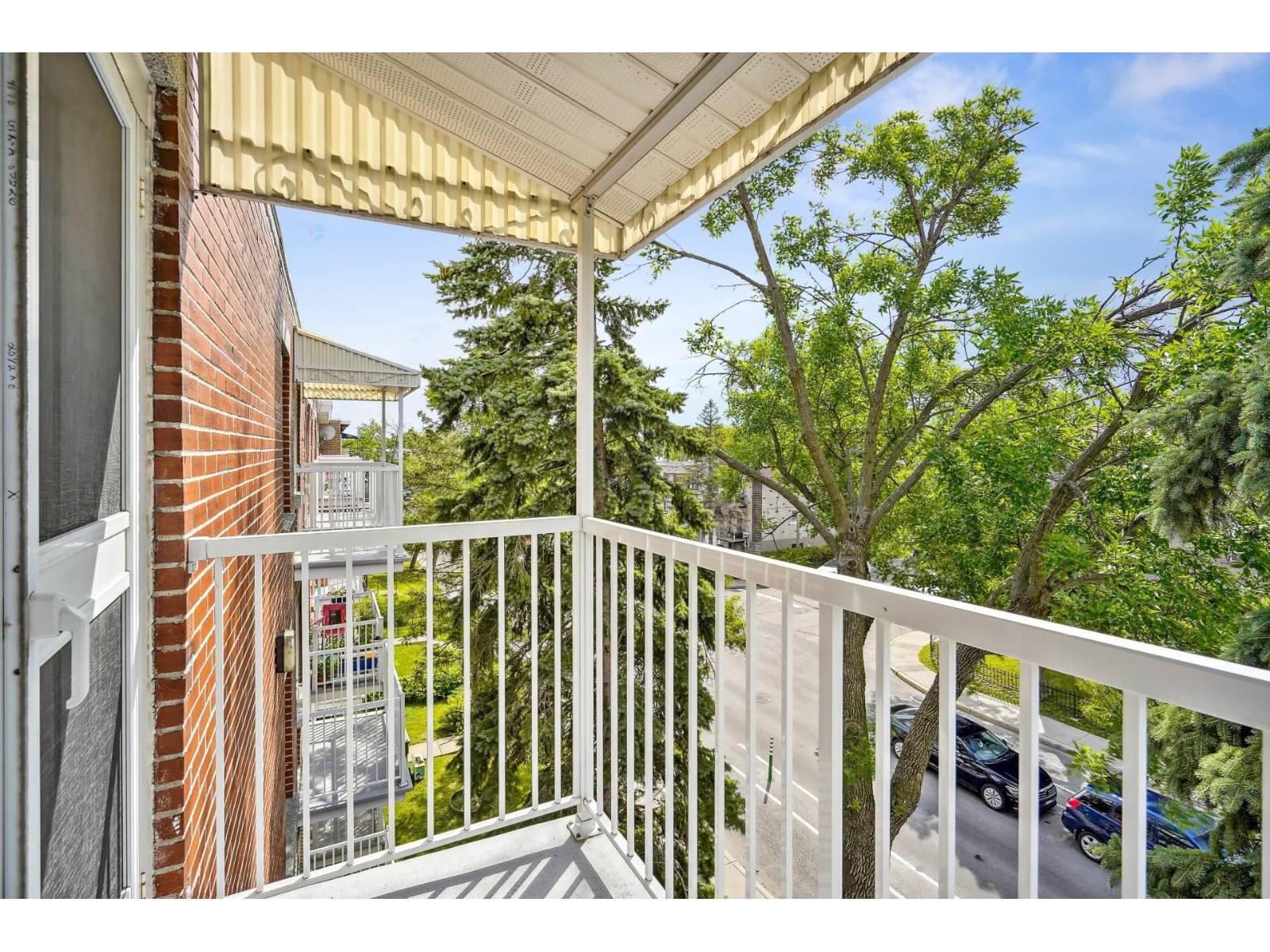 6390 Rue De Marseille, 6 Property Photo 21