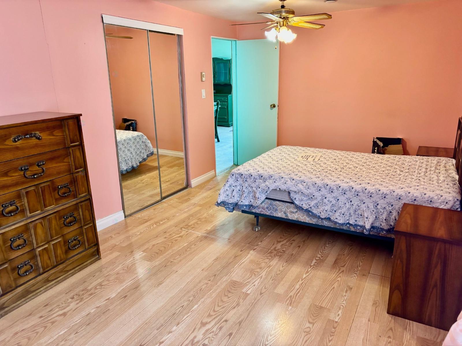 2310 Rg Des Savary Property Photo 10