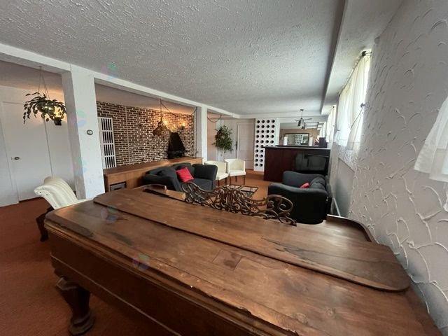 1020 Av. Du Phare O. Property Photo 30