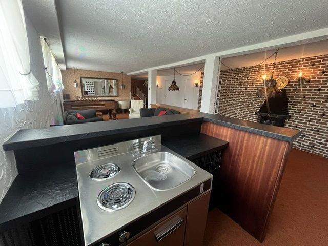 1020 Av. Du Phare O. Property Photo 32