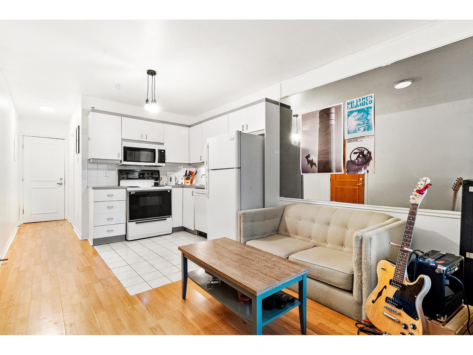 5484 Rue St-denis, #303 Property Photo 8