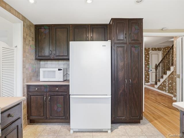 1355 Crois. Séville Property Photo 5