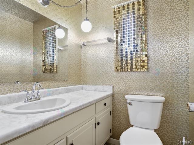 1355 Crois. Séville Property Photo 13