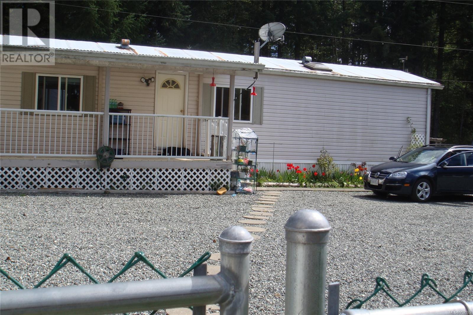 A & B 2826 Bruce Rd Property Photo 40