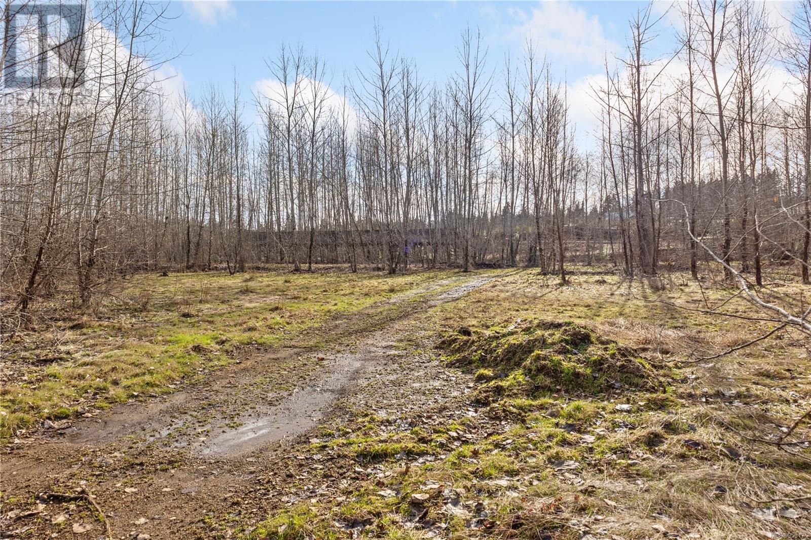 2745 Shaver Rd Property Photo 10