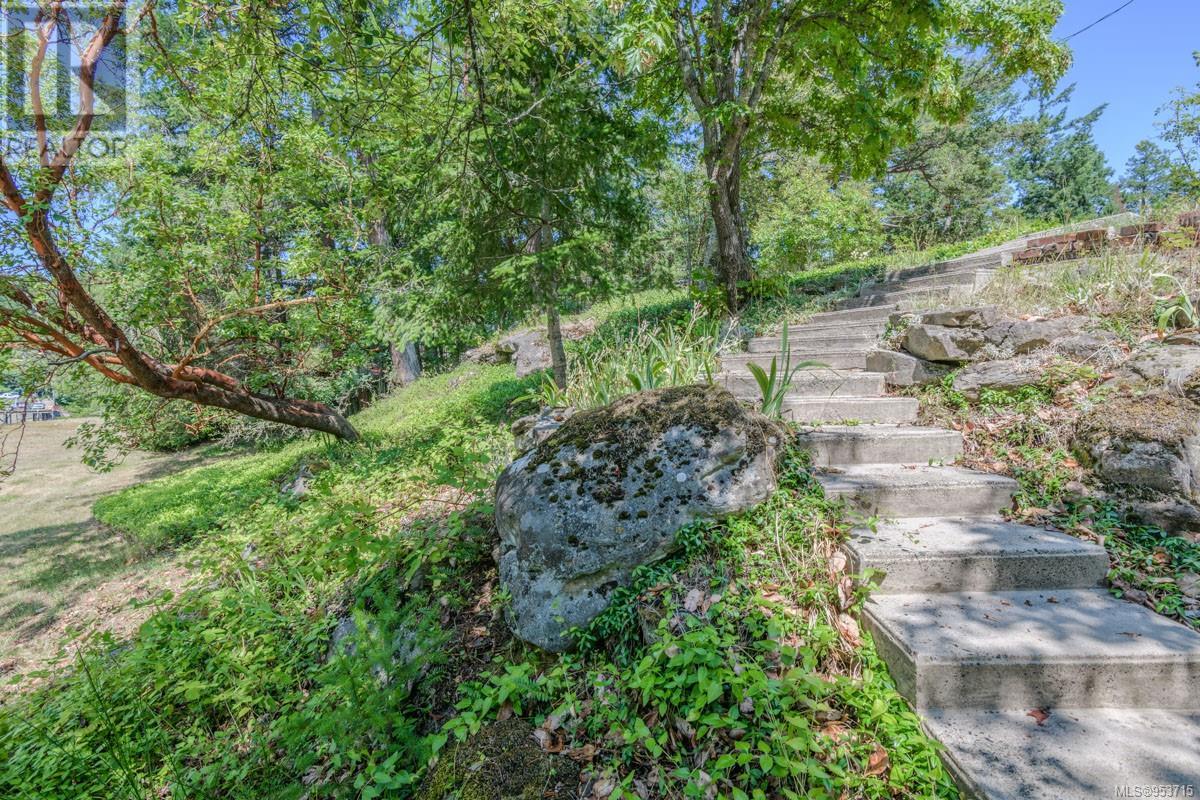 1905 Martin Rd Property Photo 22