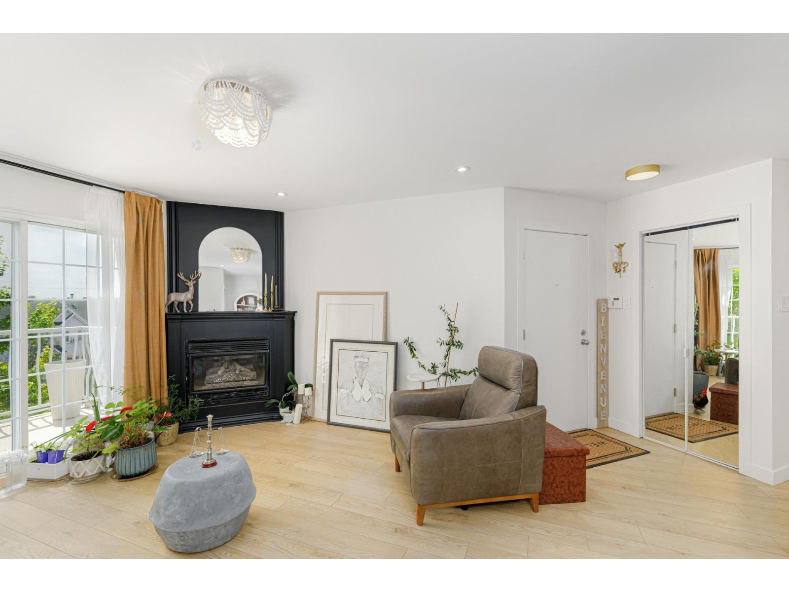 609 Boul. Le Bourg-neuf, #6 Property Photo 9