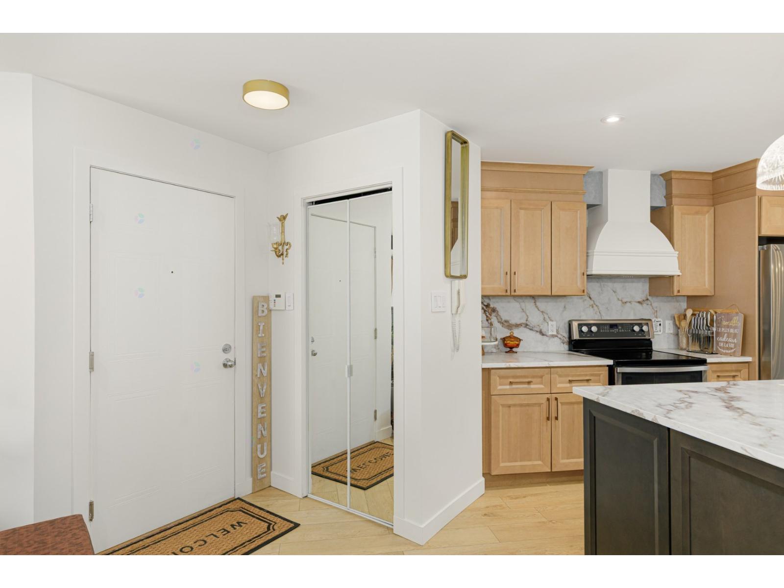609 Boul. Le Bourg-neuf, #6 Property Photo 12