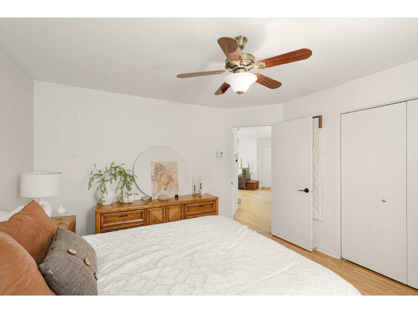 609 Boul. Le Bourg-neuf, #6 Property Photo 14