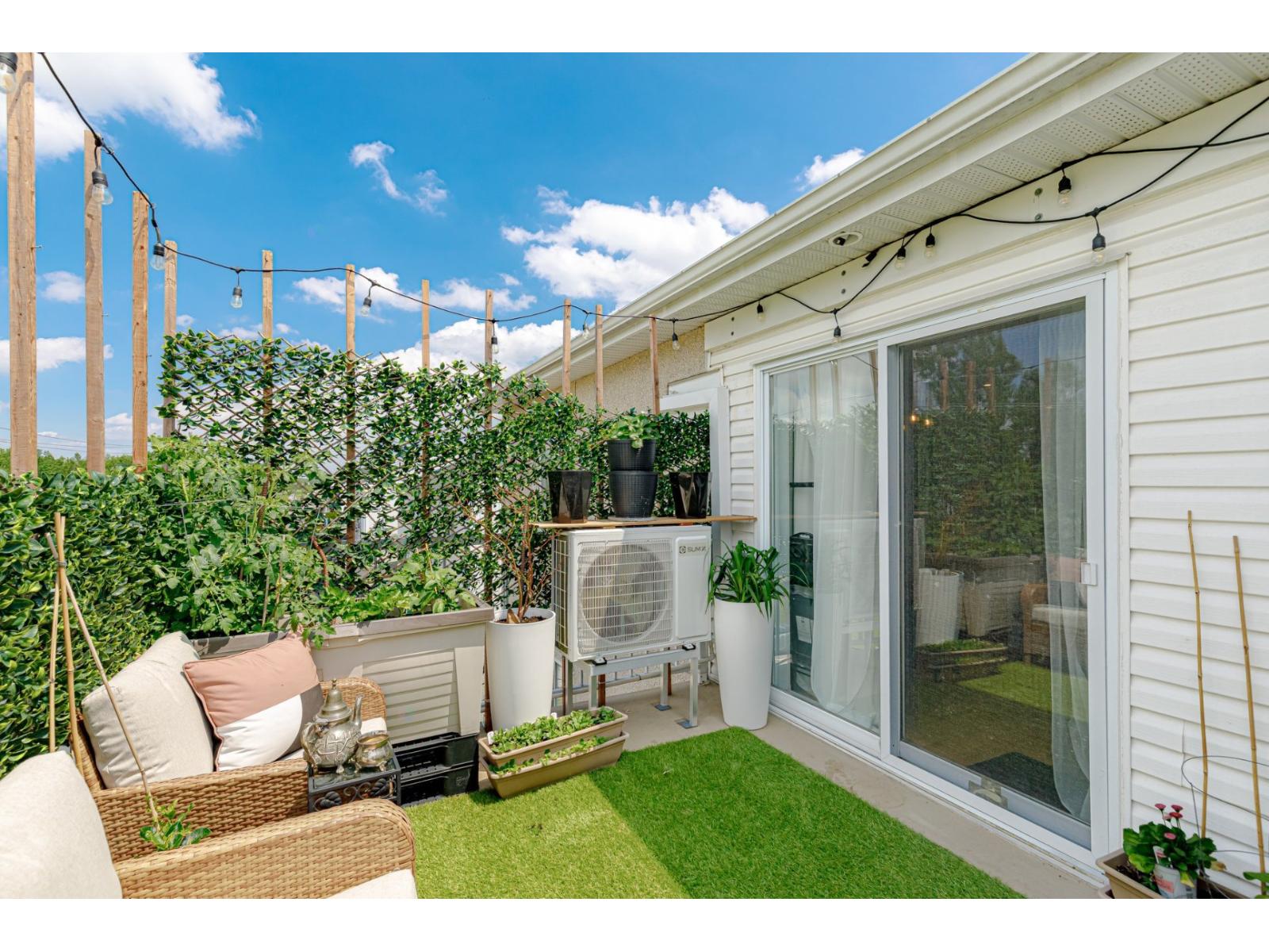 609 Boul. Le Bourg-neuf, #6 Property Photo 23