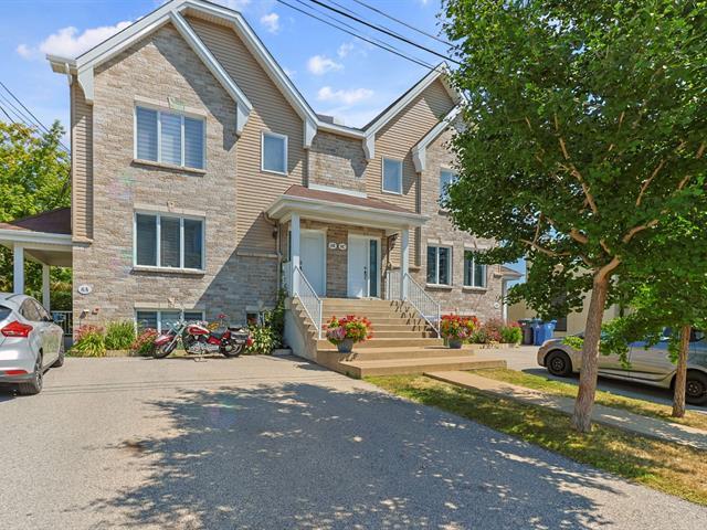 8 Rue Sambault, #b Property Photo 1