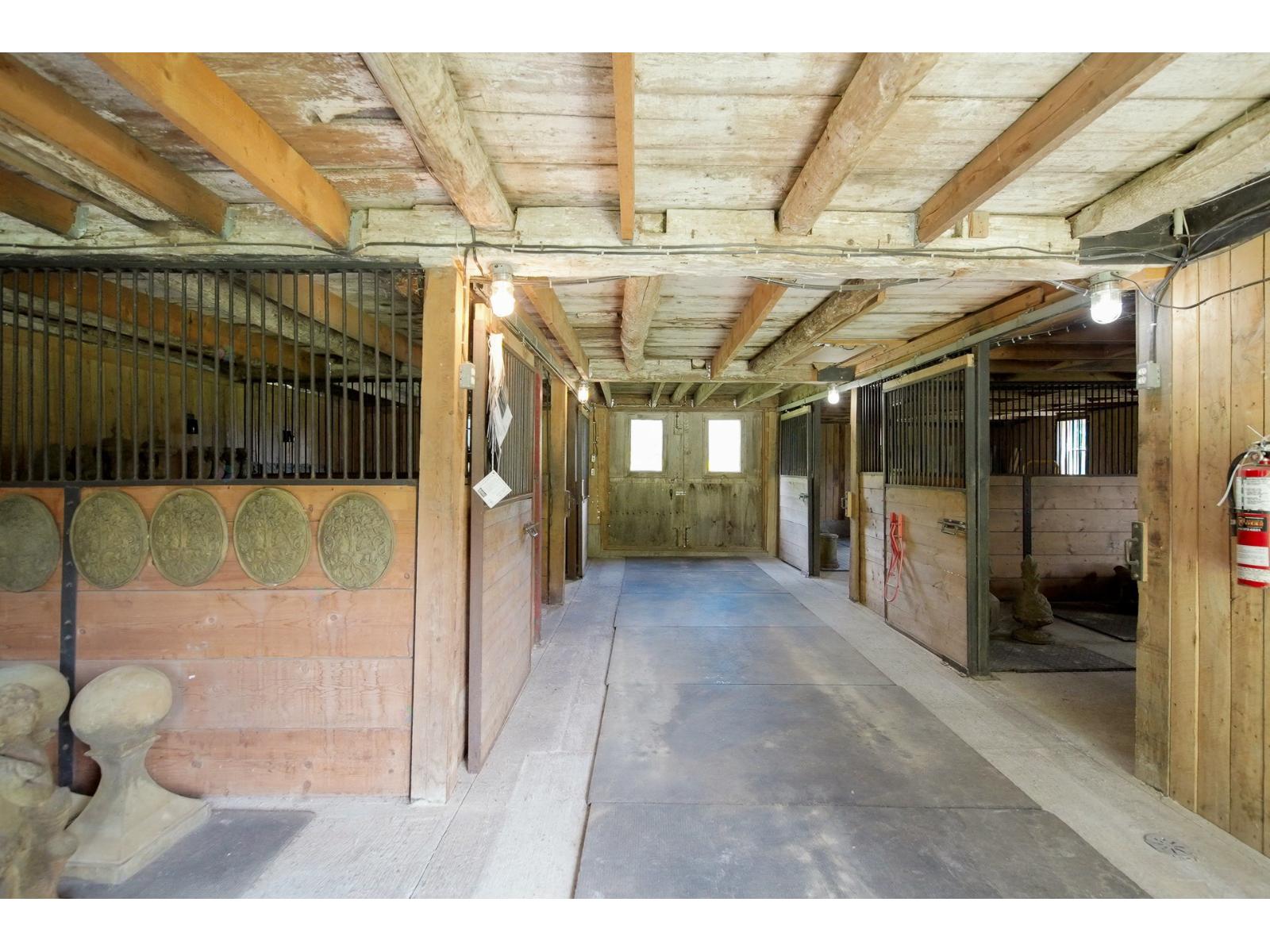 378z Ch. Valley Property Photo 69