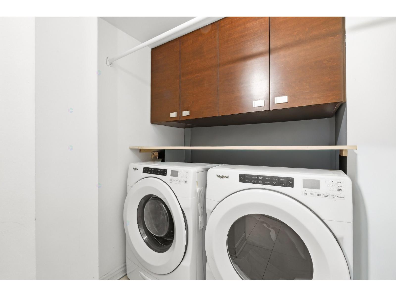8145 Boul. St-laurent, #307 Property Photo 15