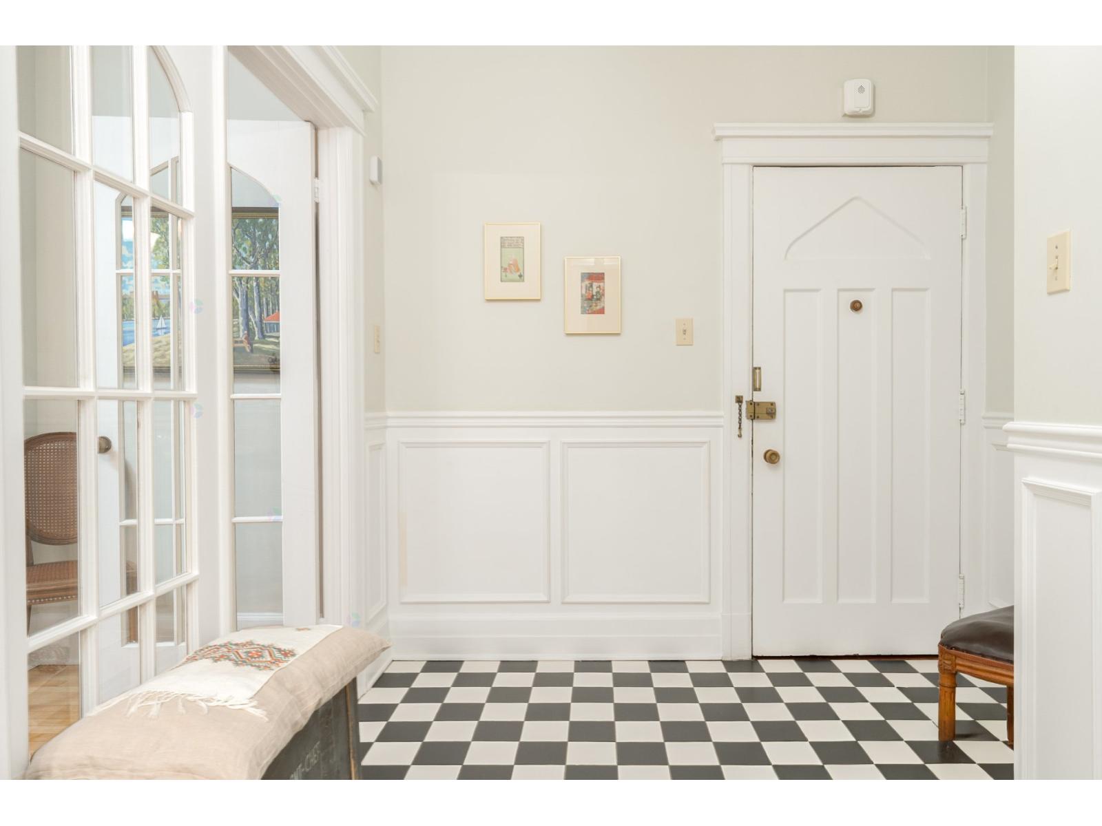 1530 Av. Bernard, #10 Property Photo 13