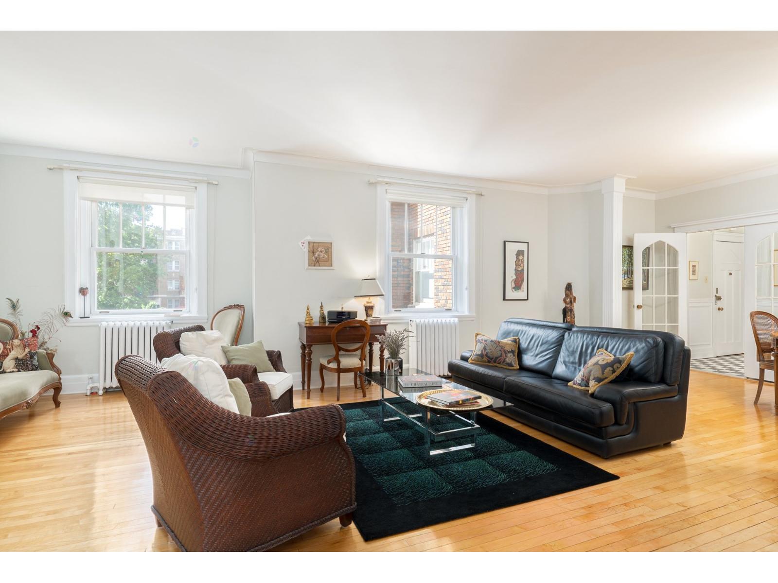 1530 Av. Bernard, #10 Property Photo 17