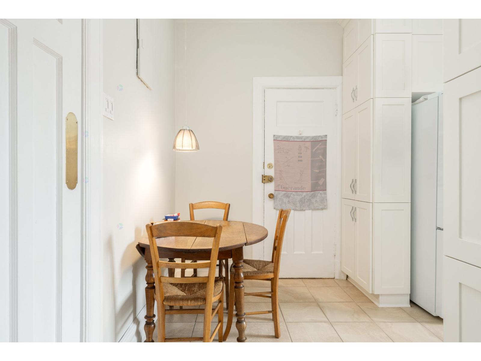 1530 Av. Bernard, #10 Property Photo 36