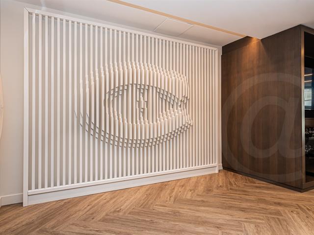 1288 Rue St-antoine O., #4703 Property Photo 10