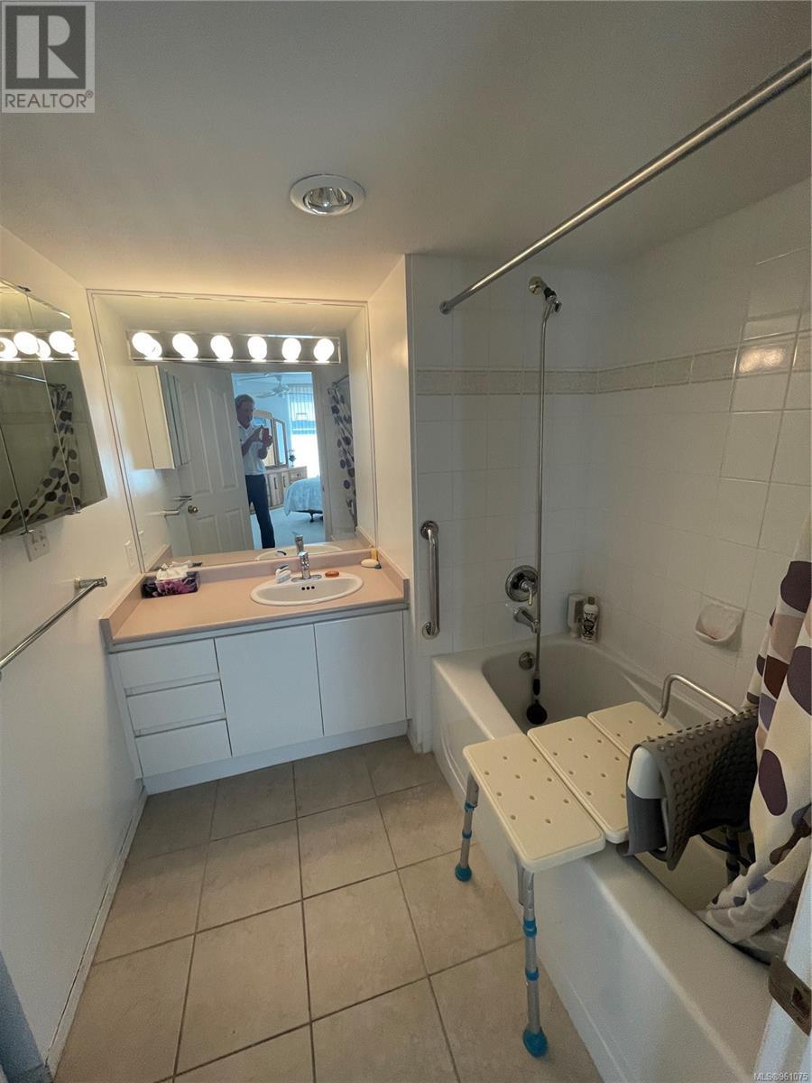 703 154 Promenade Dr Property Photo 7