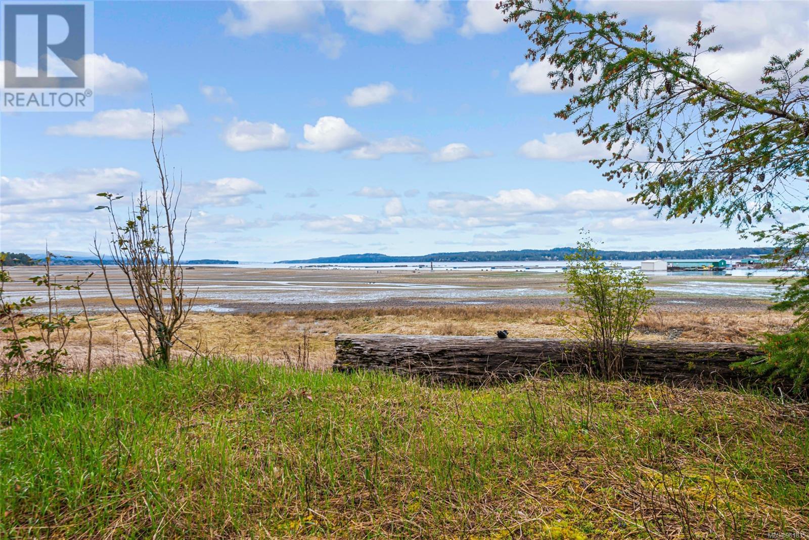 Lot 13 Island Hwy W Property Photo 7