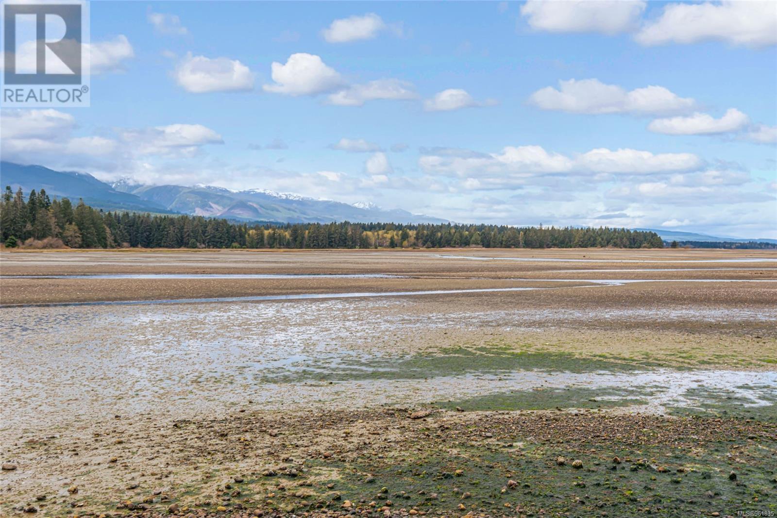Lot 13 Island Hwy W Property Photo 20