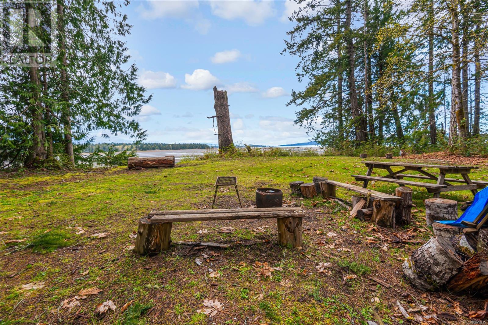 Lot 13 Island Hwy W Property Photo 32