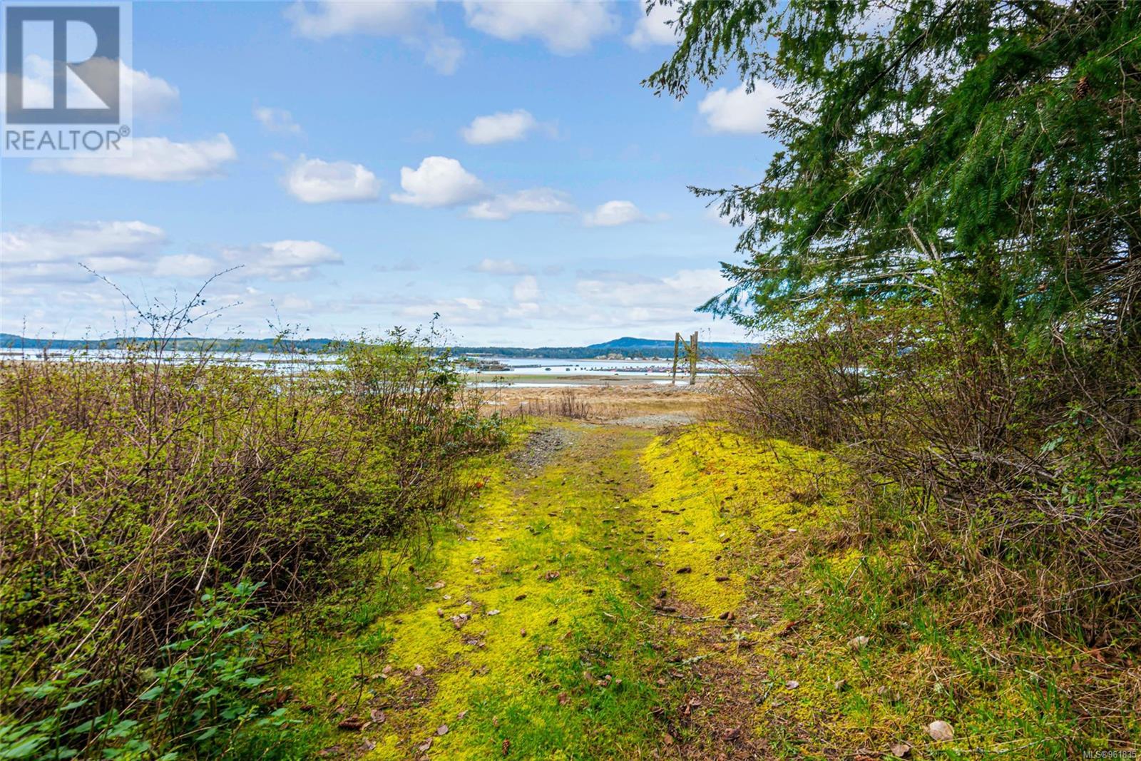 Lot 13 Island Hwy W Property Photo 43
