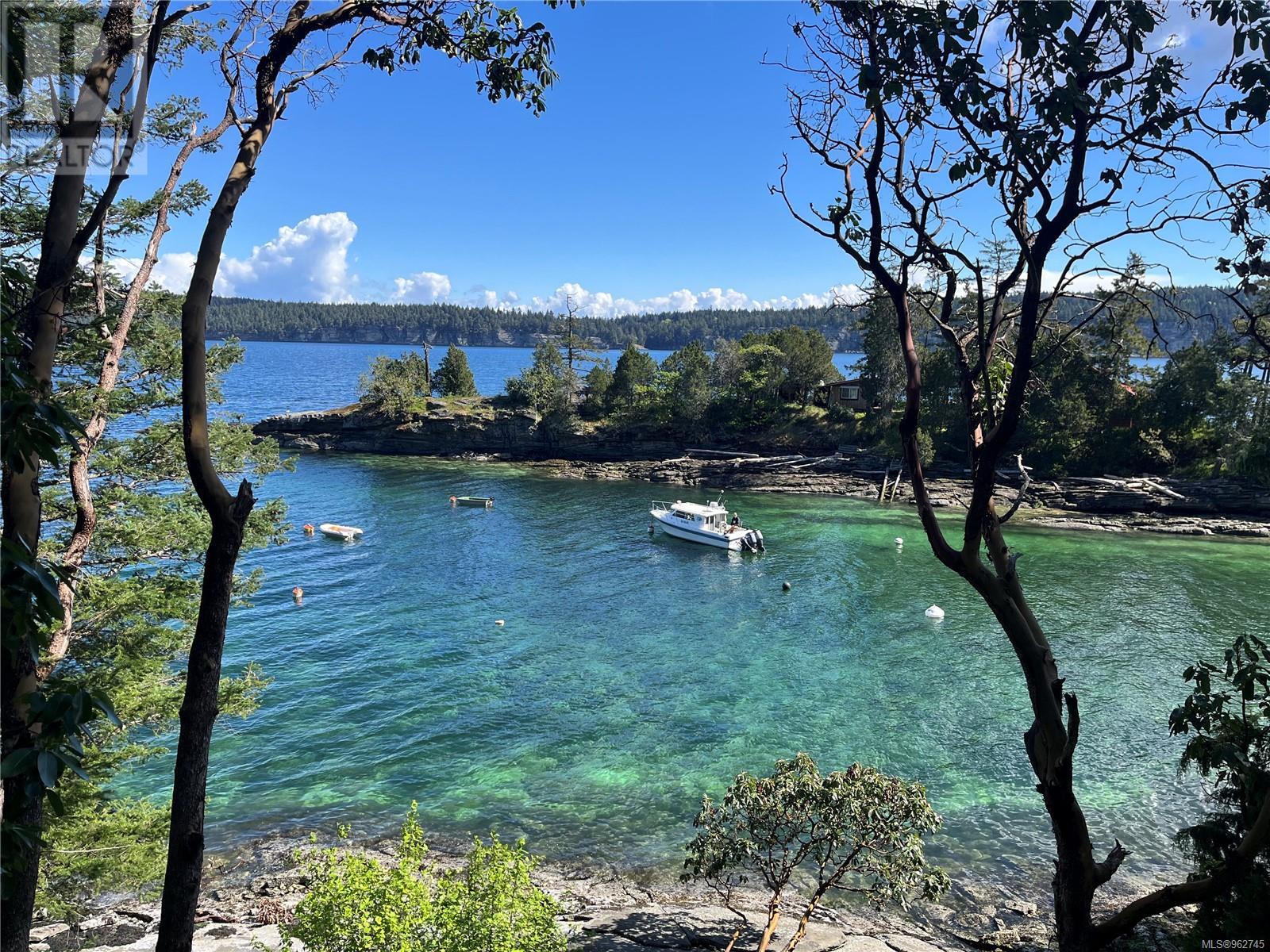 Lt 12 Ruxton Island Property Photo 2