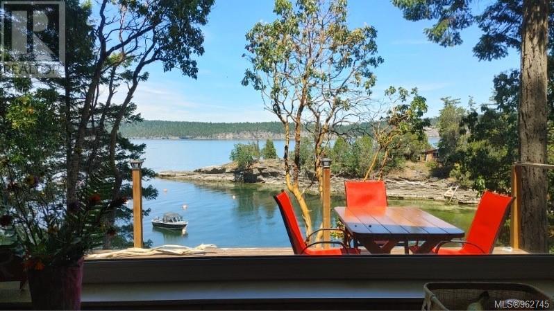 Lt 12 Ruxton Island Property Photo 6