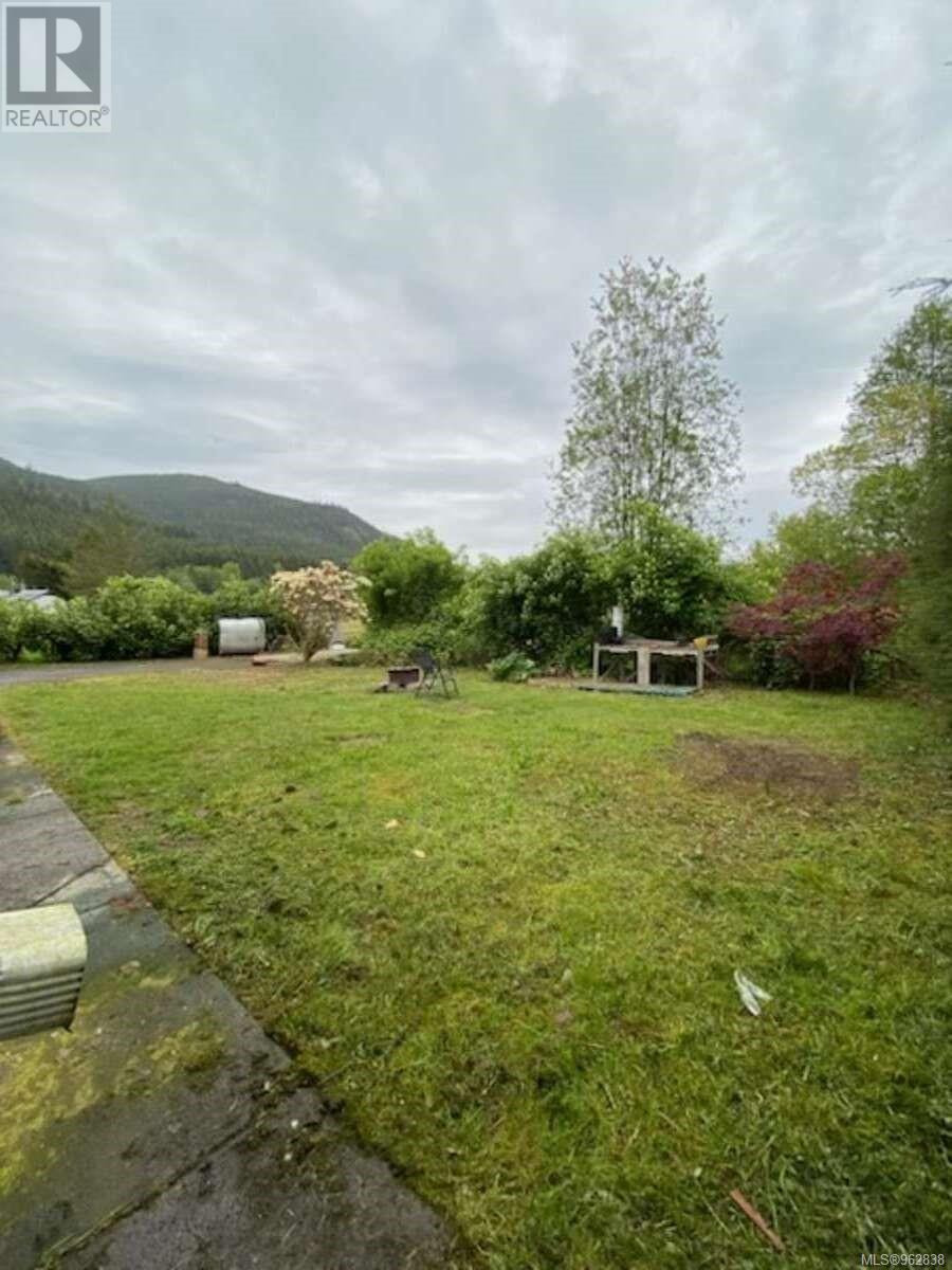 551 Macmillan Dr Property Photo 15