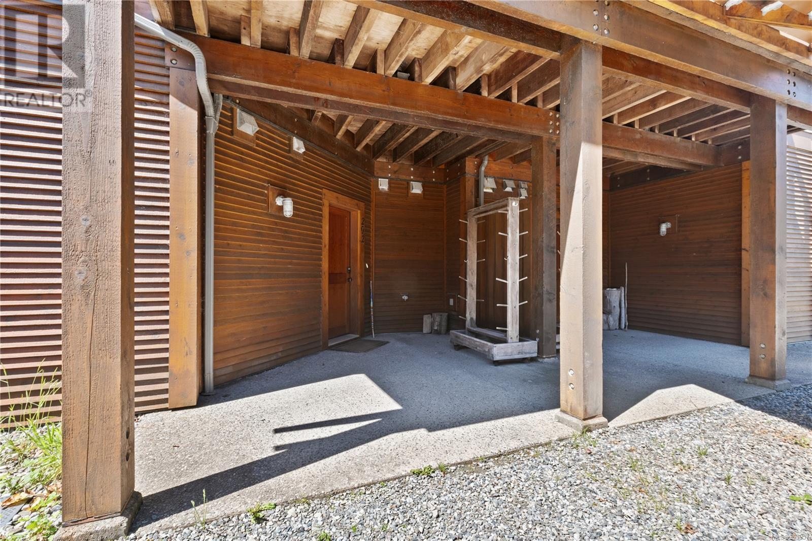 202 515 Marine Dr Property Photo 25
