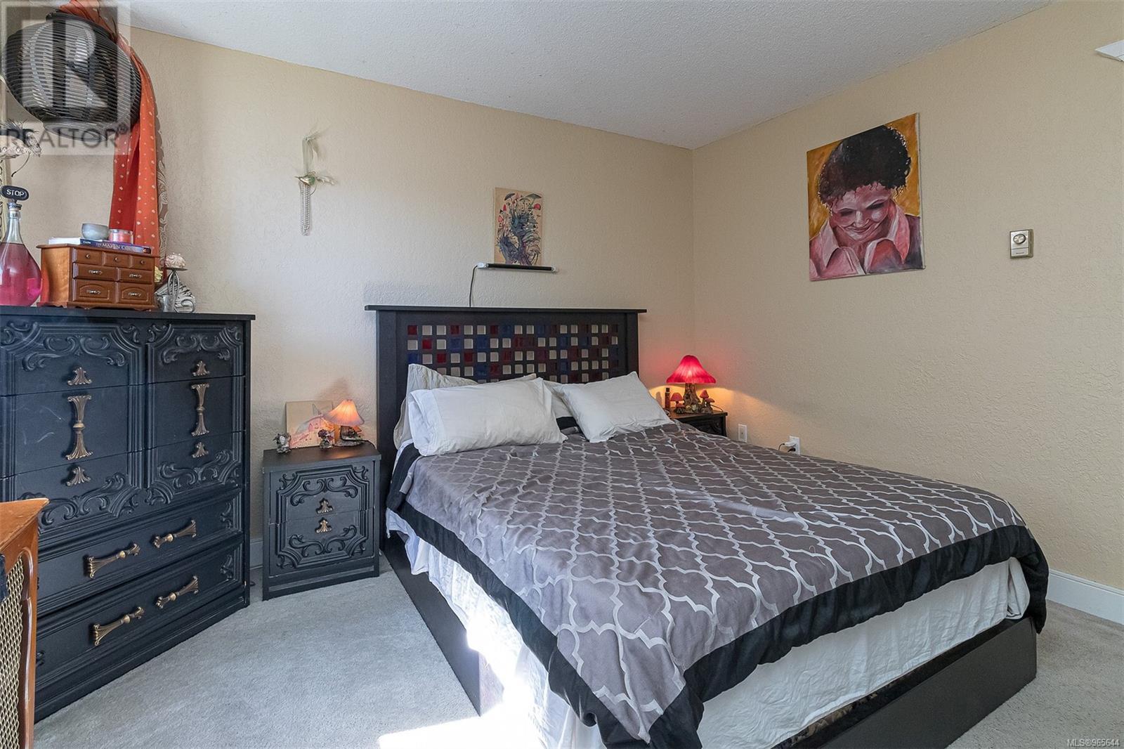 8 2045 Gatewood Rd Property Photo 18