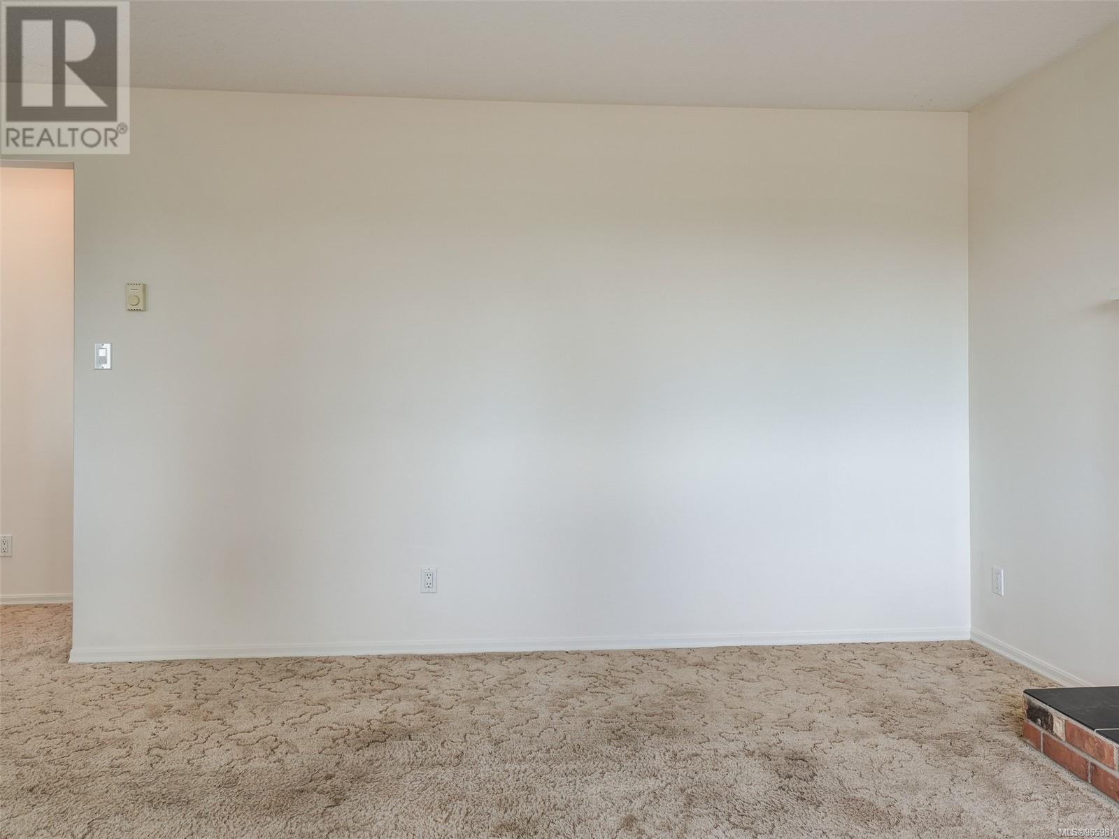 6608 Rey Rd Property Photo 6