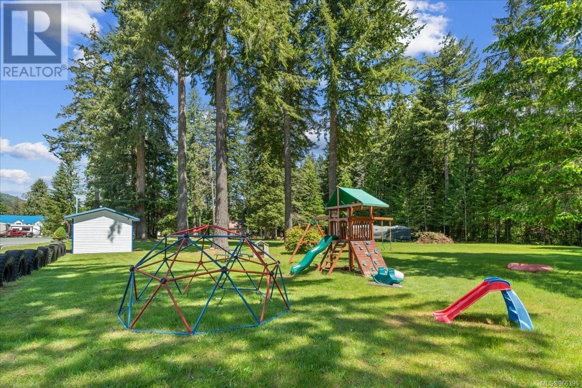1546 Sayward Rd Property Photo 28