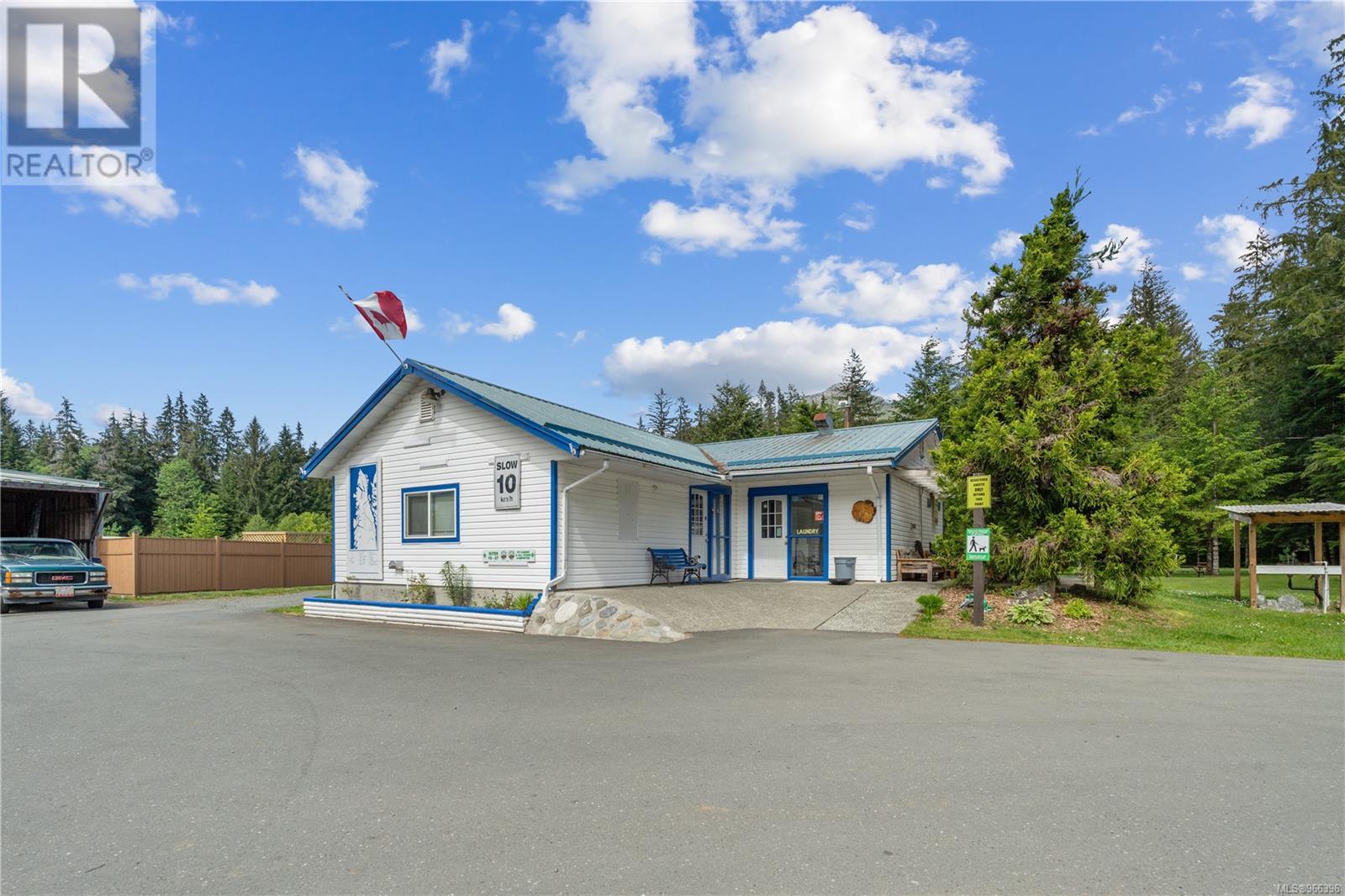 1546 Sayward Rd Property Photo 61