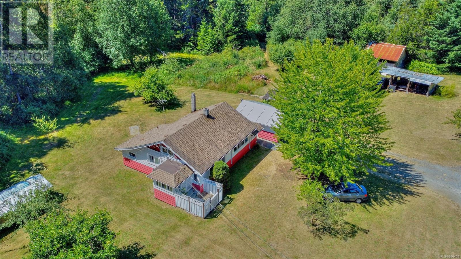 84 Hilliers Rd N Property Photo 5