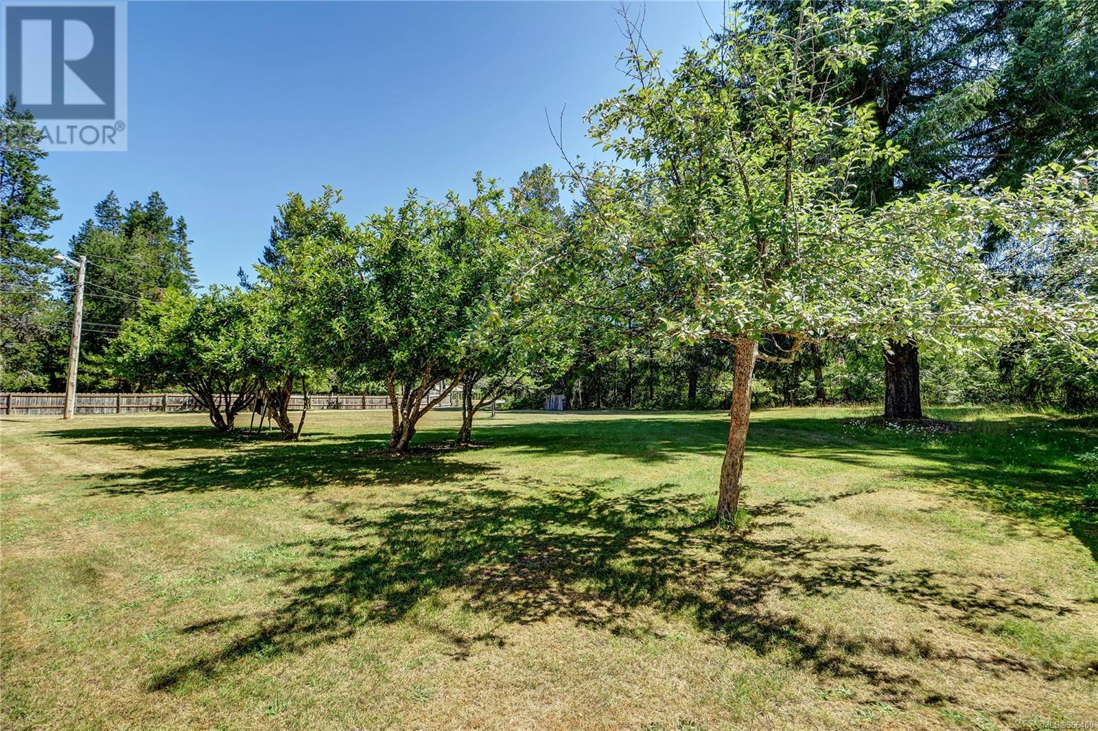 84 Hilliers Rd N Property Photo 53