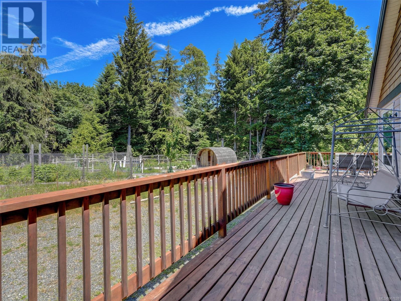 7288 Thelmita Pl Property Photo 13