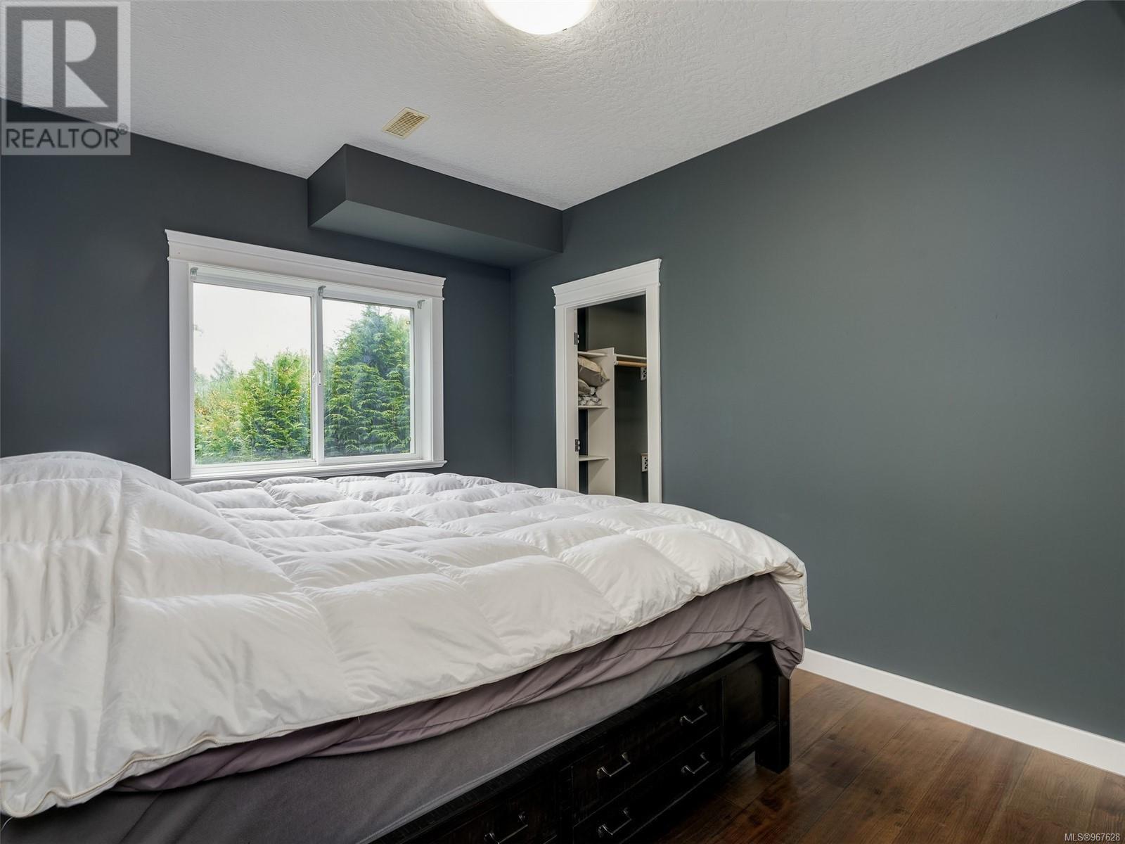 7288 Thelmita Pl Property Photo 27
