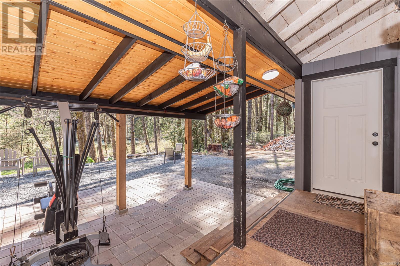 5612 Riverbottom Rd W Property Photo 9