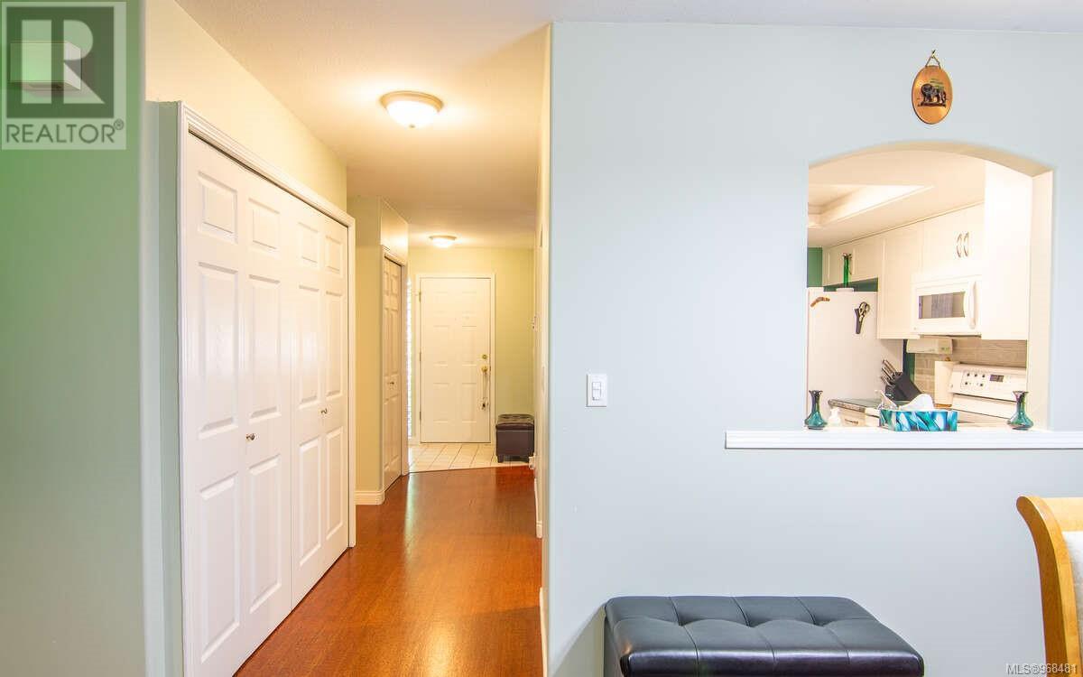 20 310 Pym St N Property Photo 36
