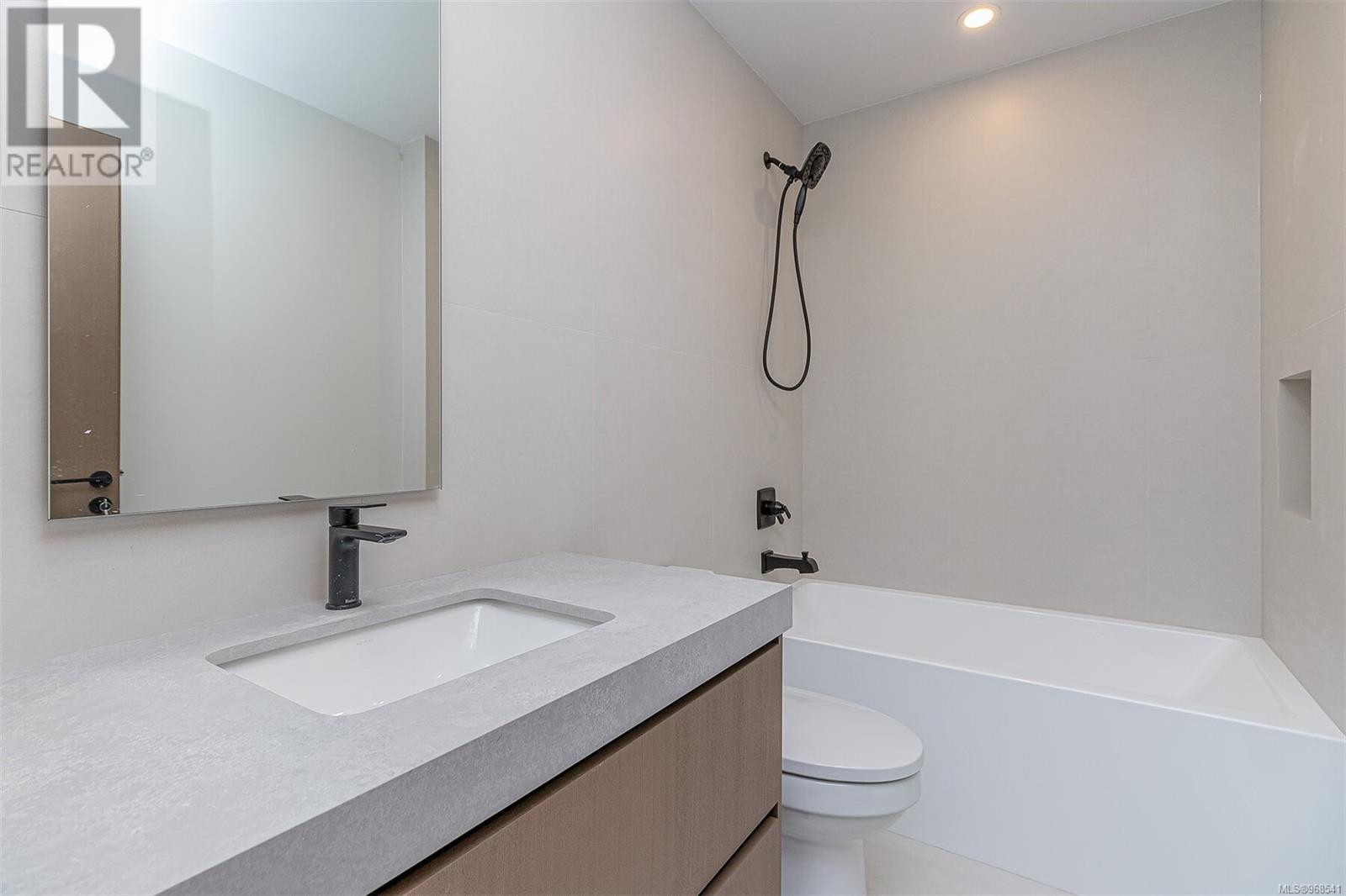 5707 Vanderneuk Rd Property Photo 30