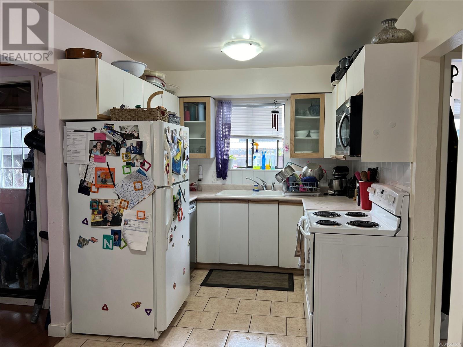 34 500 Muchalat Pl Property Photo 2