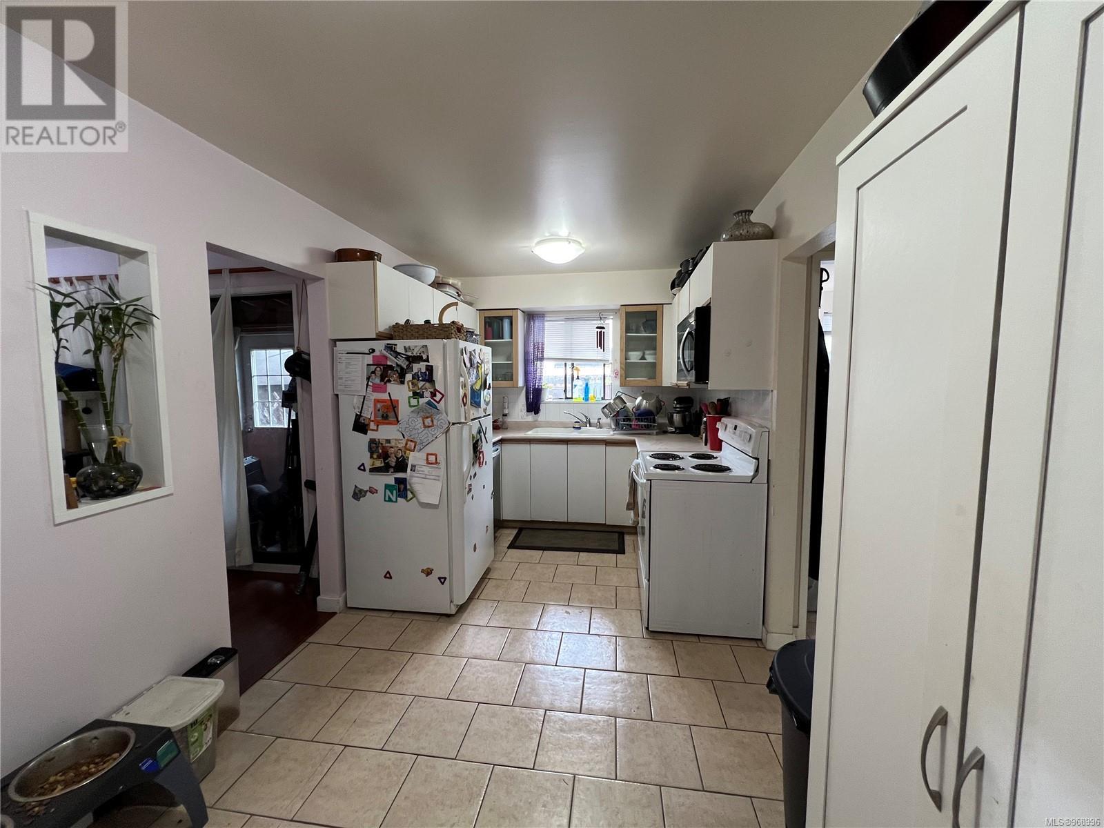 34 500 Muchalat Pl Property Photo 4