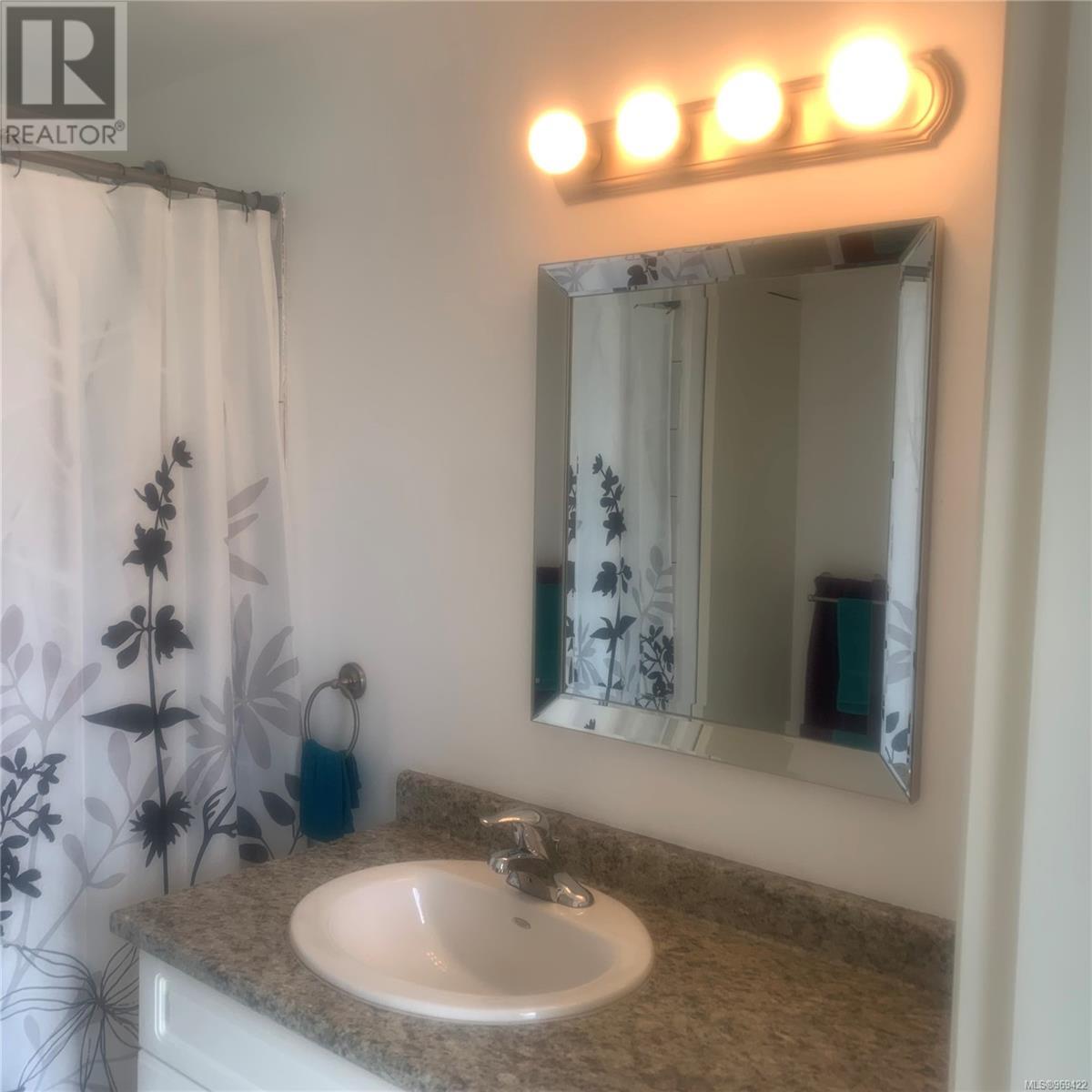 6 8177 West Coast Rd Property Photo 7