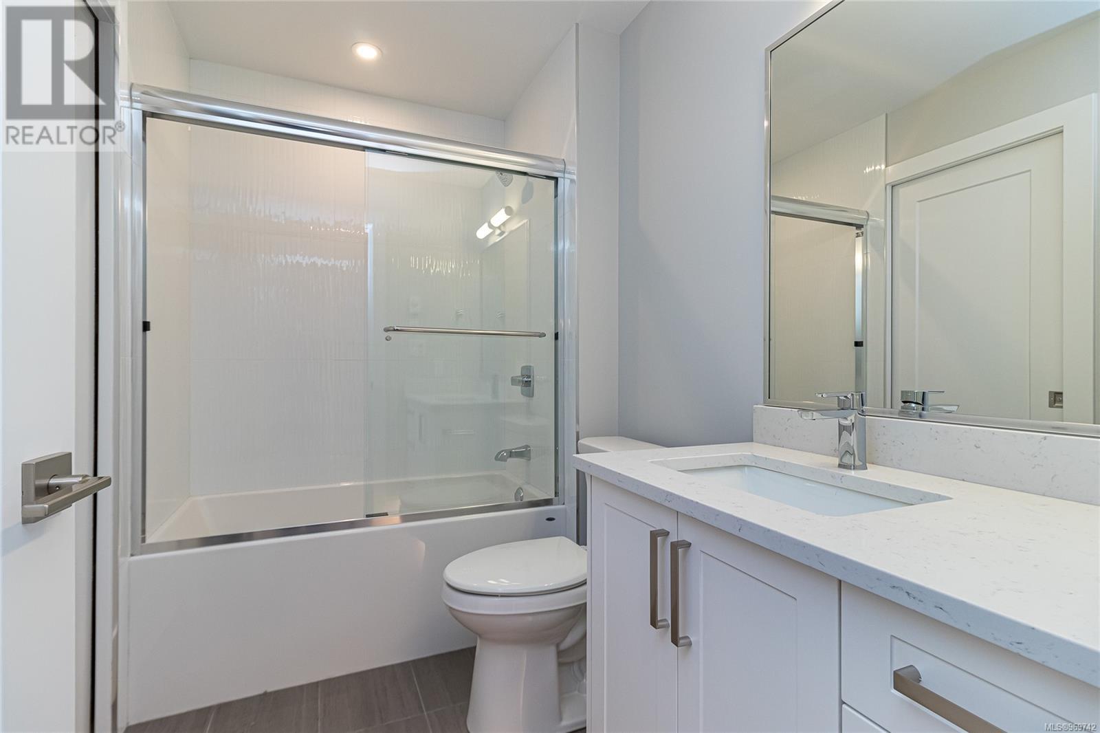 404 918 Jenkins Ave Property Photo 15