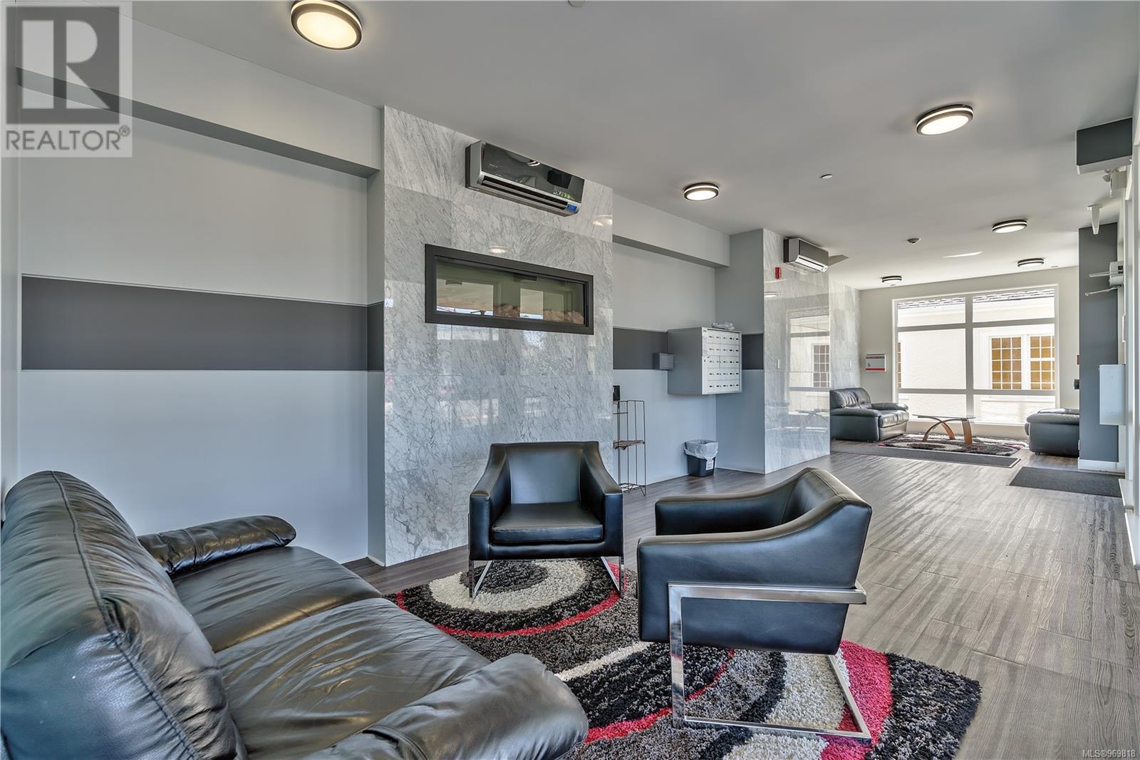 504 10 Chapel St Property Photo 63