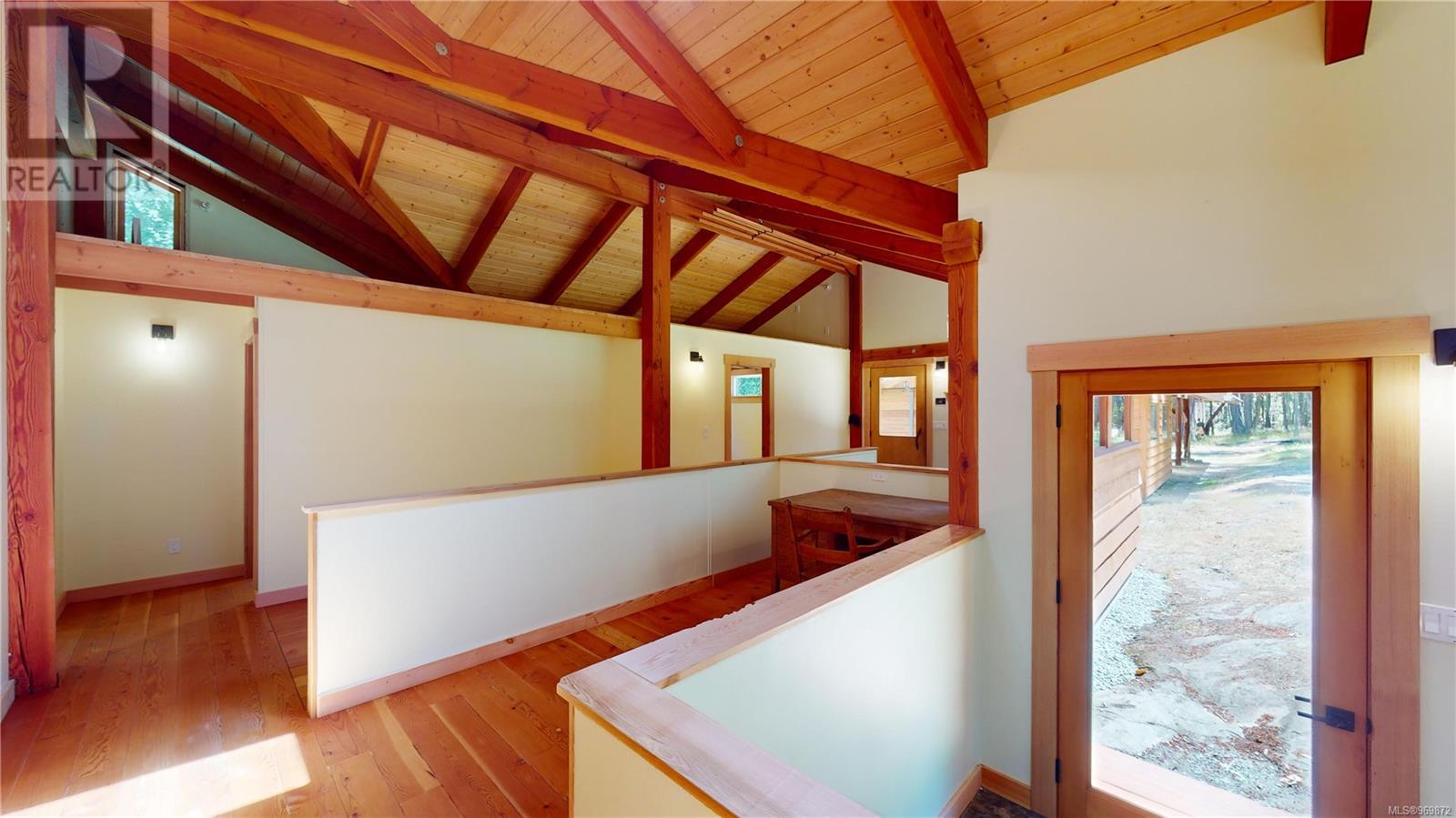 530 Flewett Dr Property Photo 11